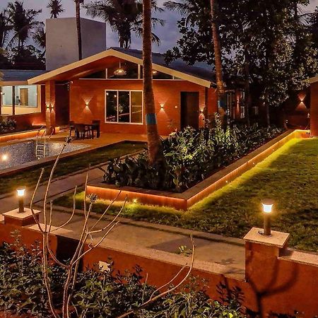 Coco Bliss By Mauli Stays Manor Ngoại thất bức ảnh