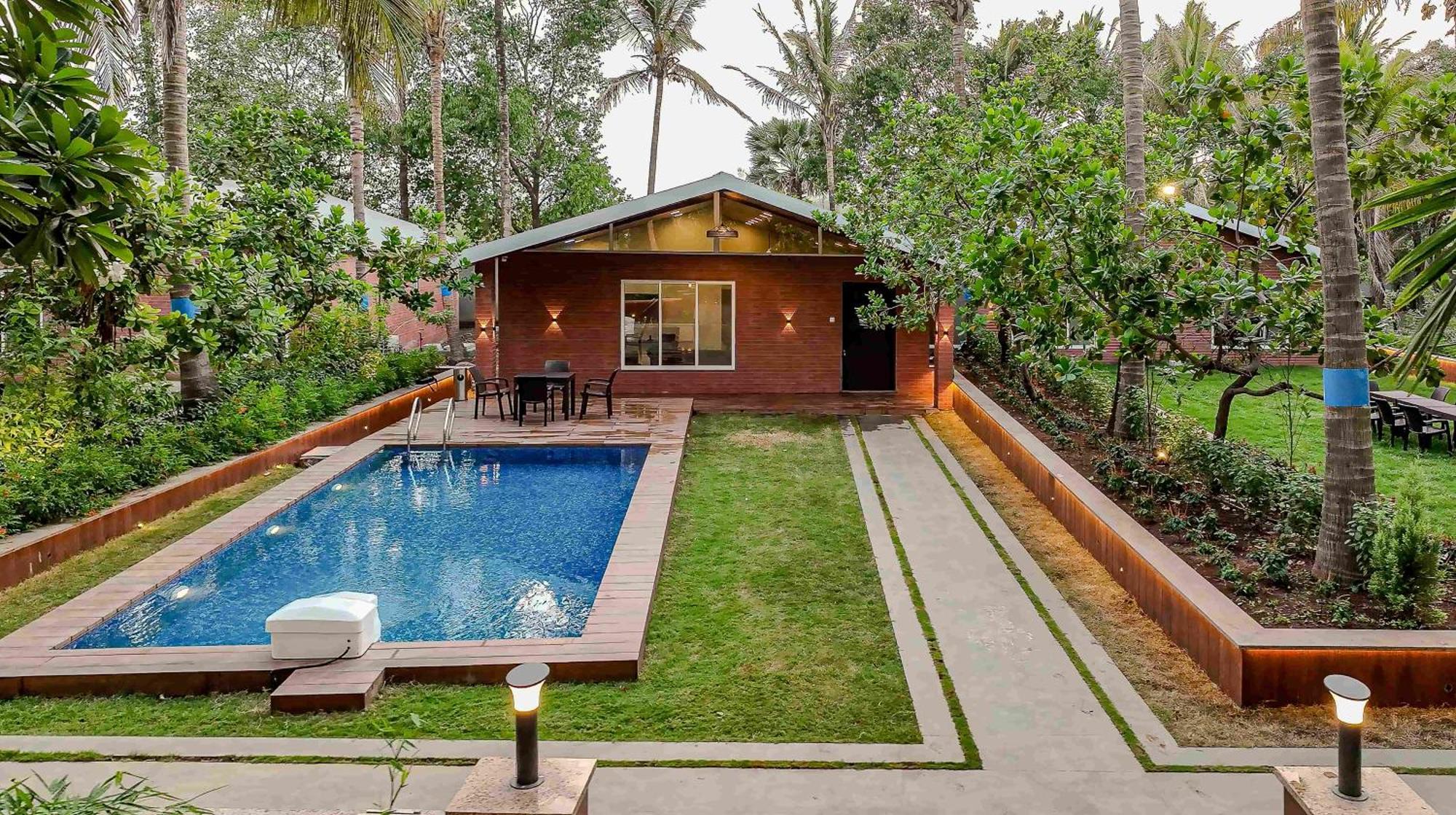 Coco Bliss By Mauli Stays Manor Ngoại thất bức ảnh