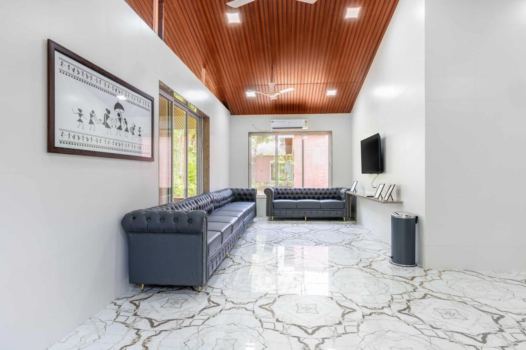 Coco Bliss By Mauli Stays Manor Ngoại thất bức ảnh