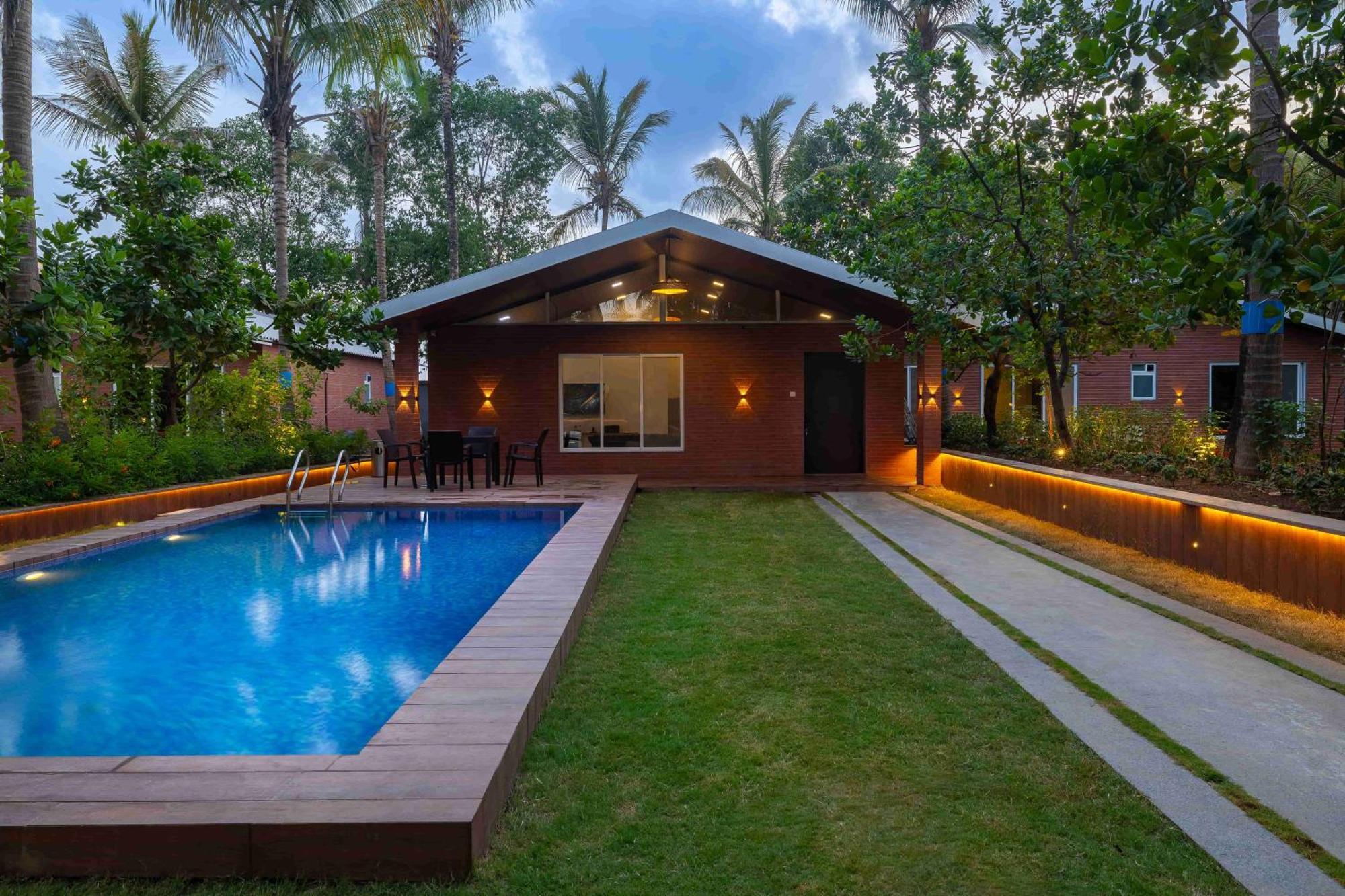 Coco Bliss By Mauli Stays Manor Ngoại thất bức ảnh