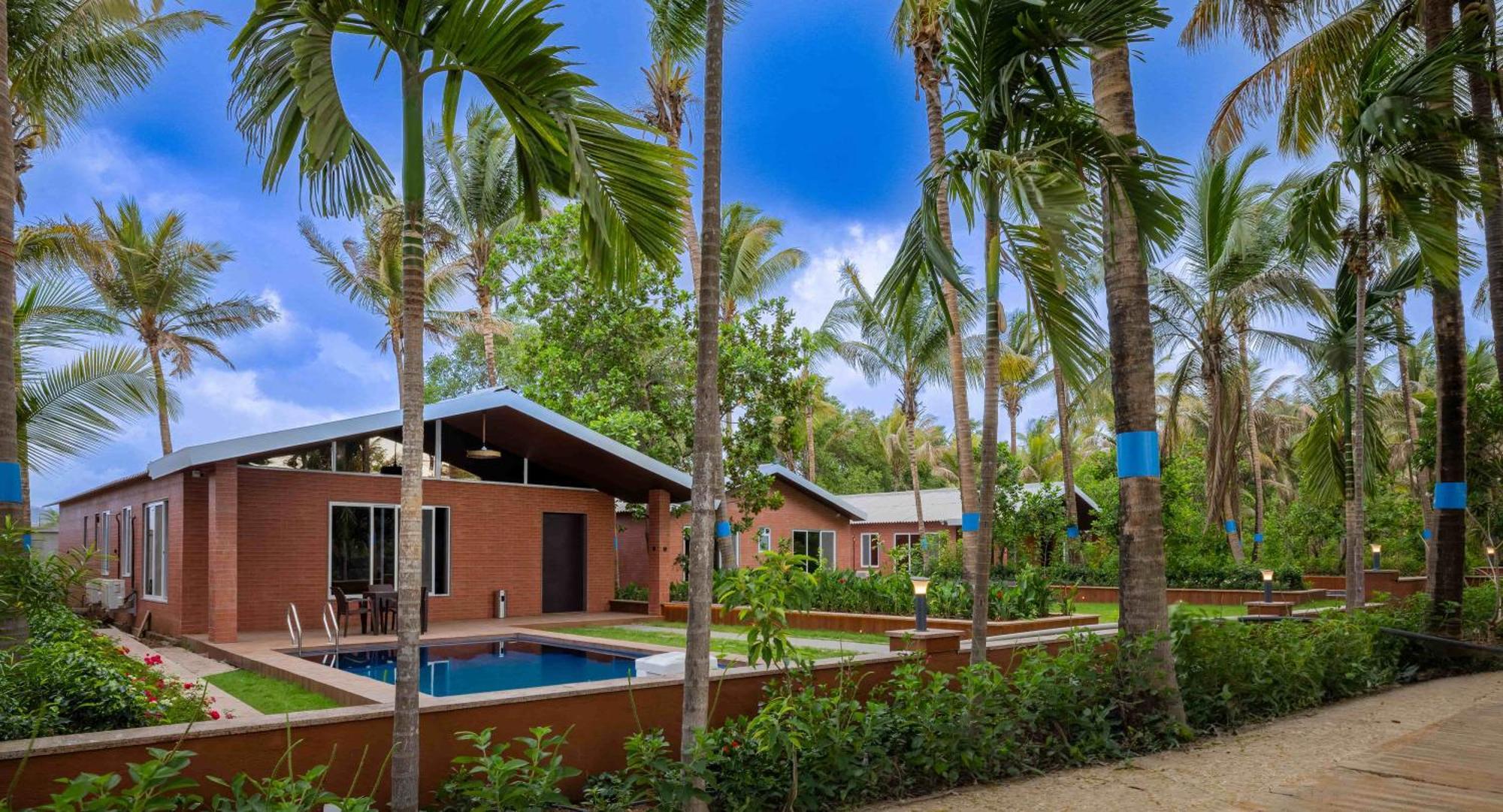 Coco Bliss By Mauli Stays Manor Ngoại thất bức ảnh