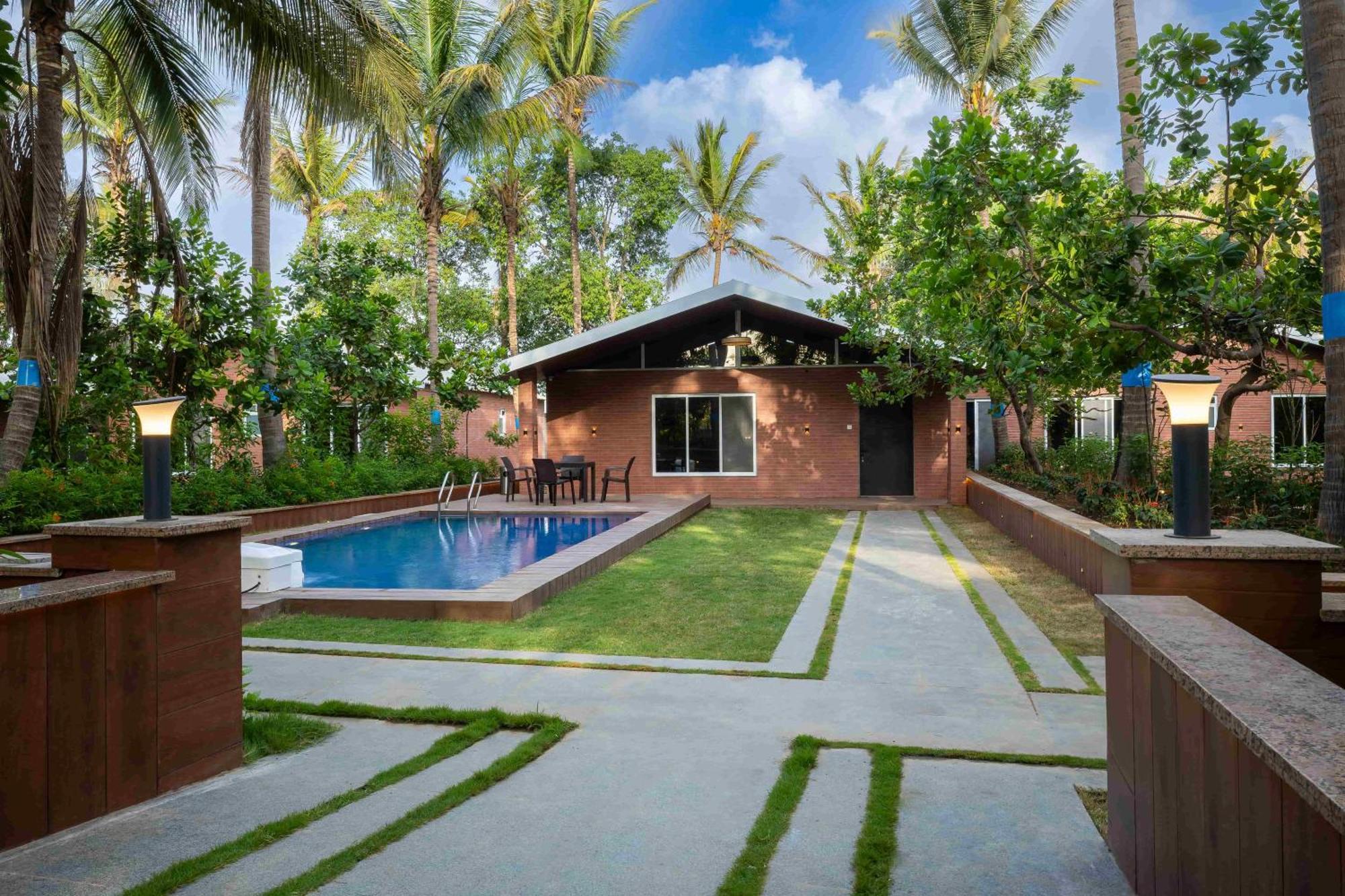 Coco Bliss By Mauli Stays Manor Ngoại thất bức ảnh
